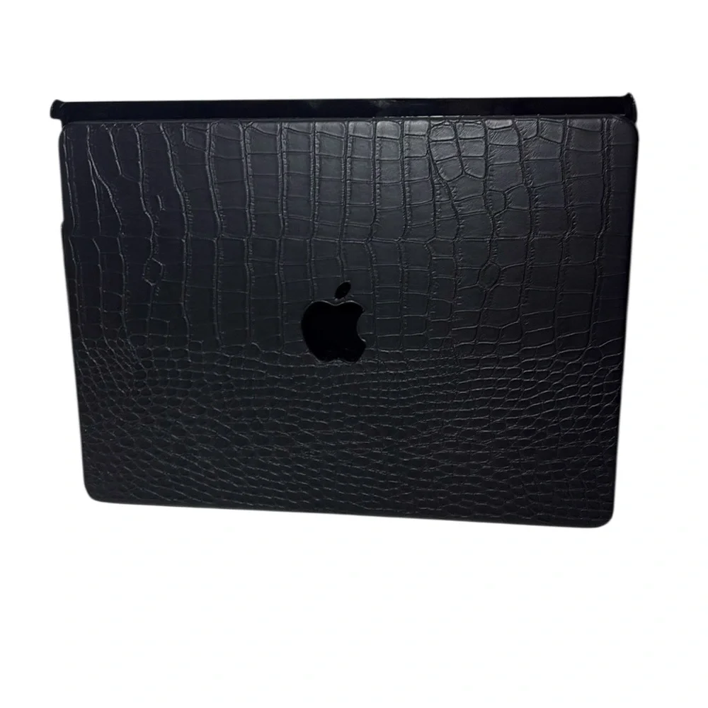 Black Crocodile Texture Apple MacBook Case
